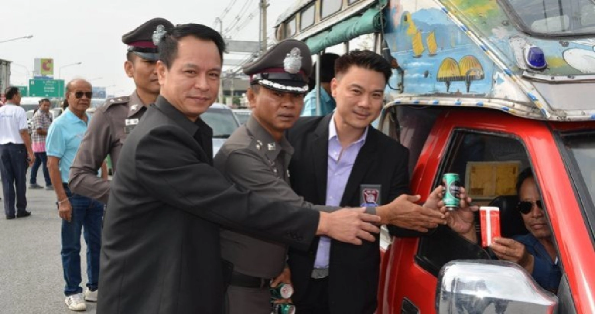 สภ.เสม็ดเริ่มรณรงค์กวดขันวินัยจราจรลดอุบัติเหตุช่วงปีใหม่ สภ.เสม็ดเริ่มรณรงค์กวดขันวินัยจราจรลดอุบัติเหตุช่วงปีใหม่