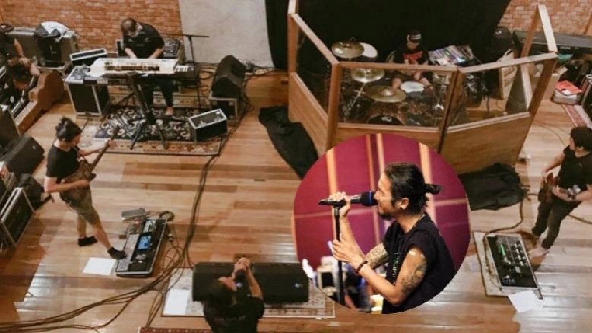 ภาพการซ้อมครั้งแรกของวง 'บอดี้สแลม' หลัง 'ก้าวคนละก้าว' 