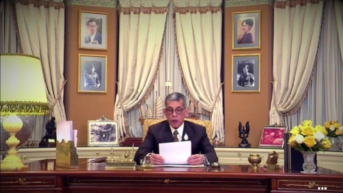 สมเด็จพระเจ้าอยู่หัว พระราชทาน ส.ค.ส. ปีใหม่ 2561