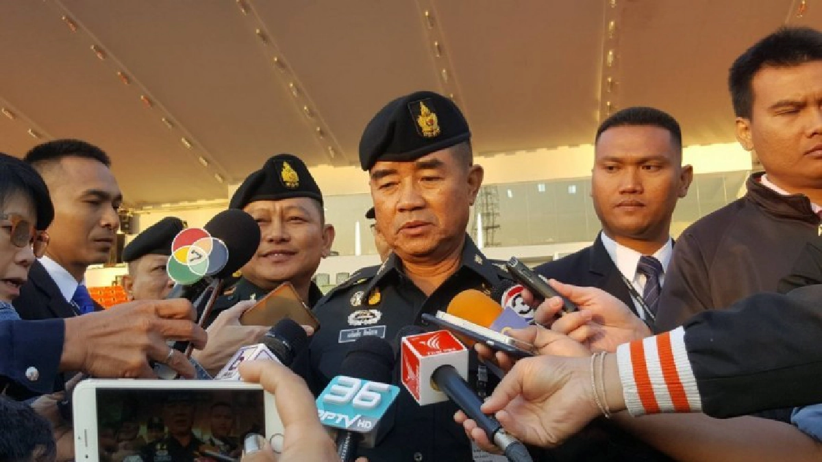 ผบ.ทบ.ยังไม่เห็น ใครตั้งพรรคทหาร หนุน คสช.