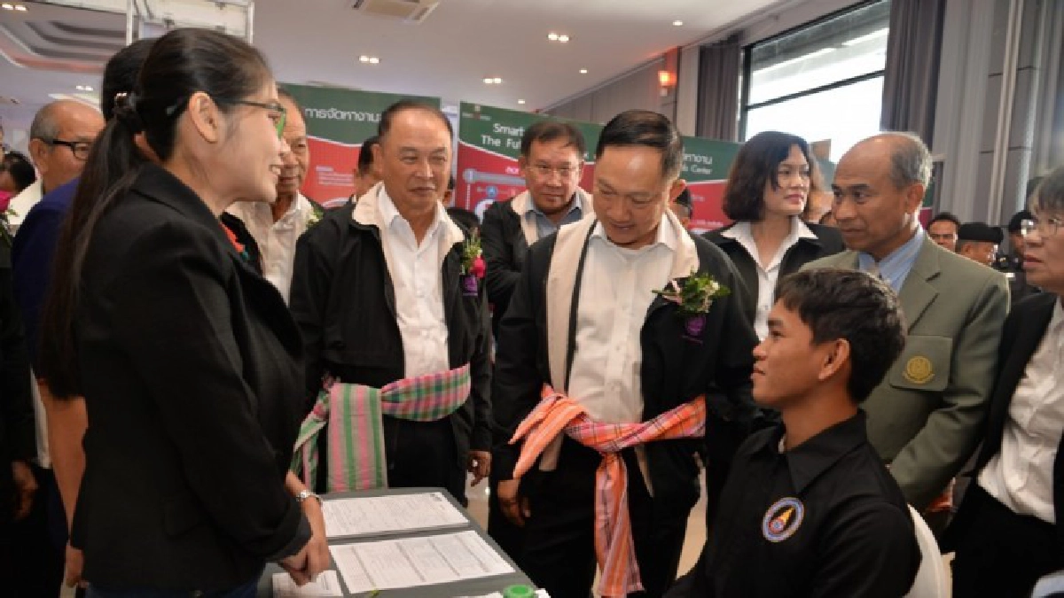 บัตรประชาชนเพียงใบเดียวหางานทำได้