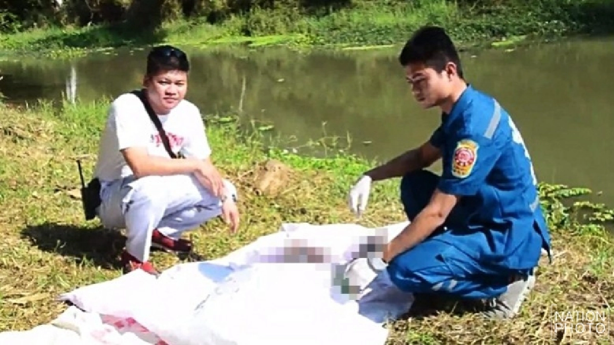 ผงะ !! พบศพลอยอืดในลำห้วย ผงะ !! พบศพลอยอืดในลำห้วย