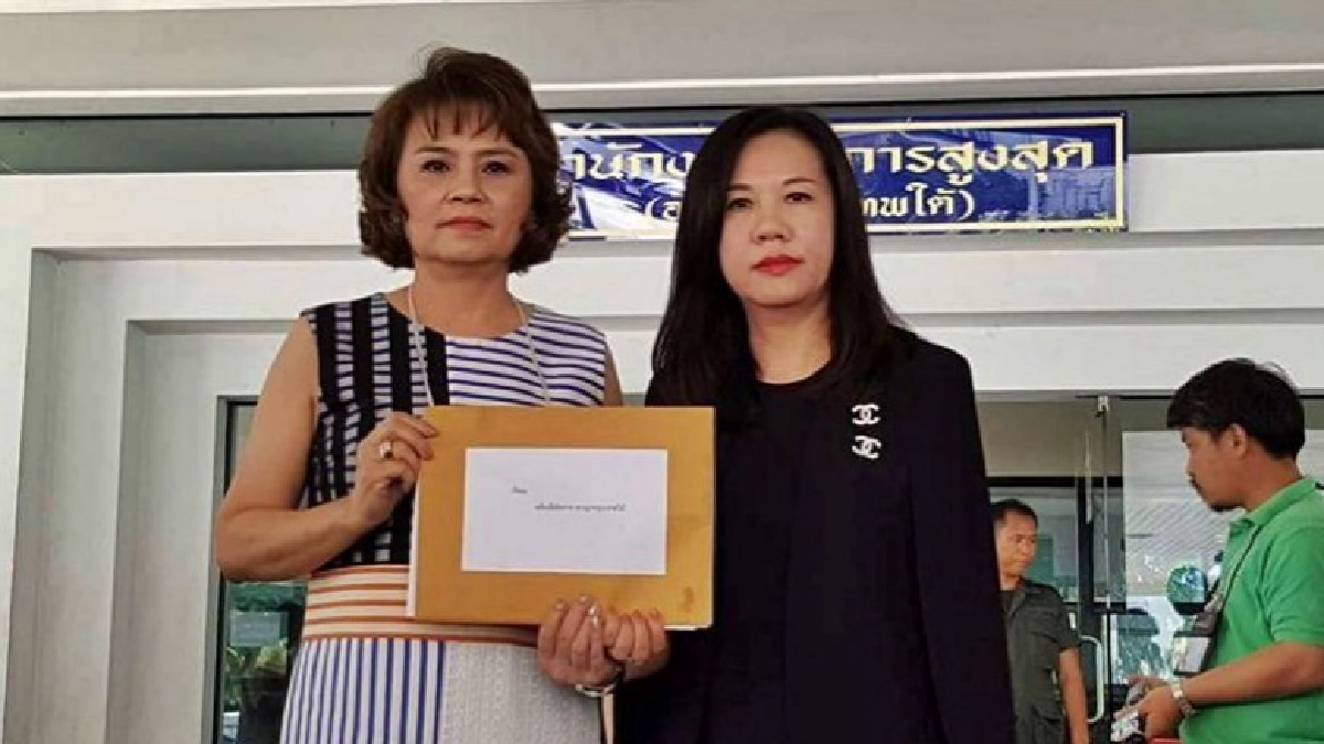 อัยการ แจ้งตร.ส่งตัว "บรรยิน" ฟ้องคดีโอนหุ้นเสี่ยชูวงษ์ อัยการ แจ้งตร.ส่งตัว "บรรยิน" ฟ้องคดีโอนหุ้นเสี่ยชูวงษ์