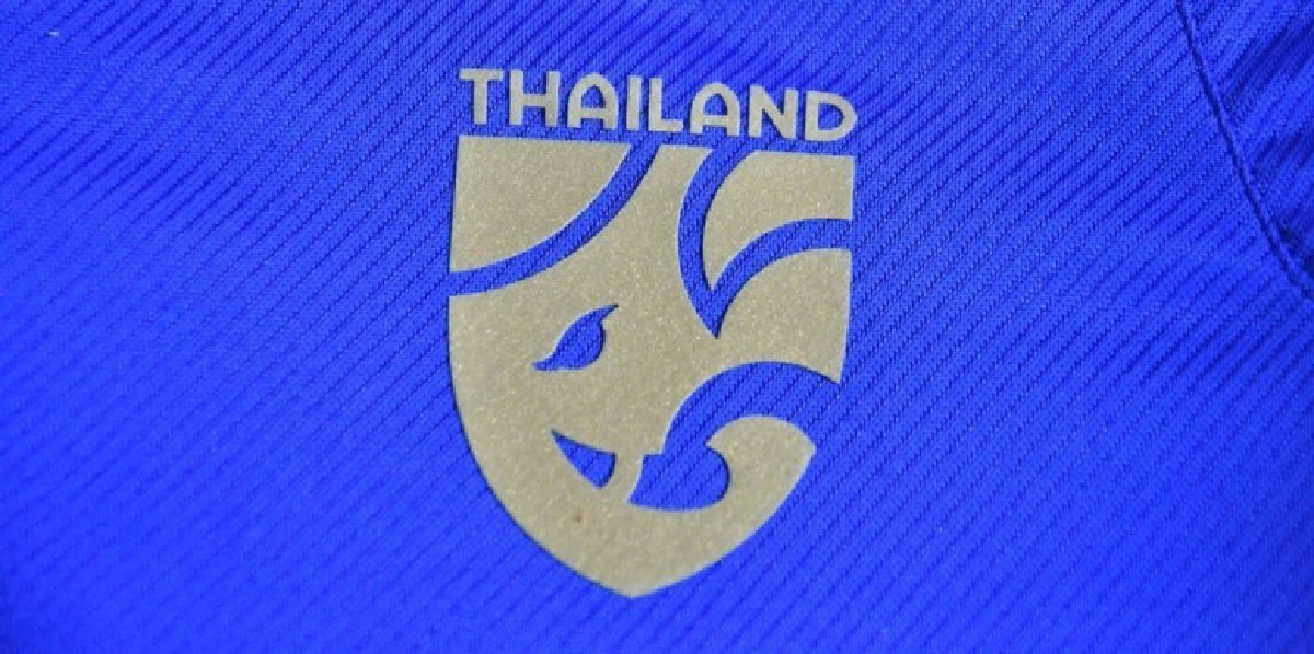 “ช้างศึก” ใส่ชุดสีน้ำเงินบู๊ชิงแชมป์เอเชีย “ช้างศึก” ใส่ชุดสีน้ำเงินบู๊ชิงแชมป์เอเชีย