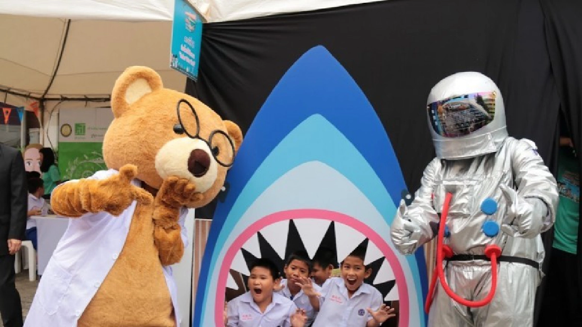 ท่องโลกใต้ท้องทะเล เที่ยววันเด็กกับสวทน. ท่องโลกใต้ท้องทะเล เที่ยววันเด็กกับสวทน.