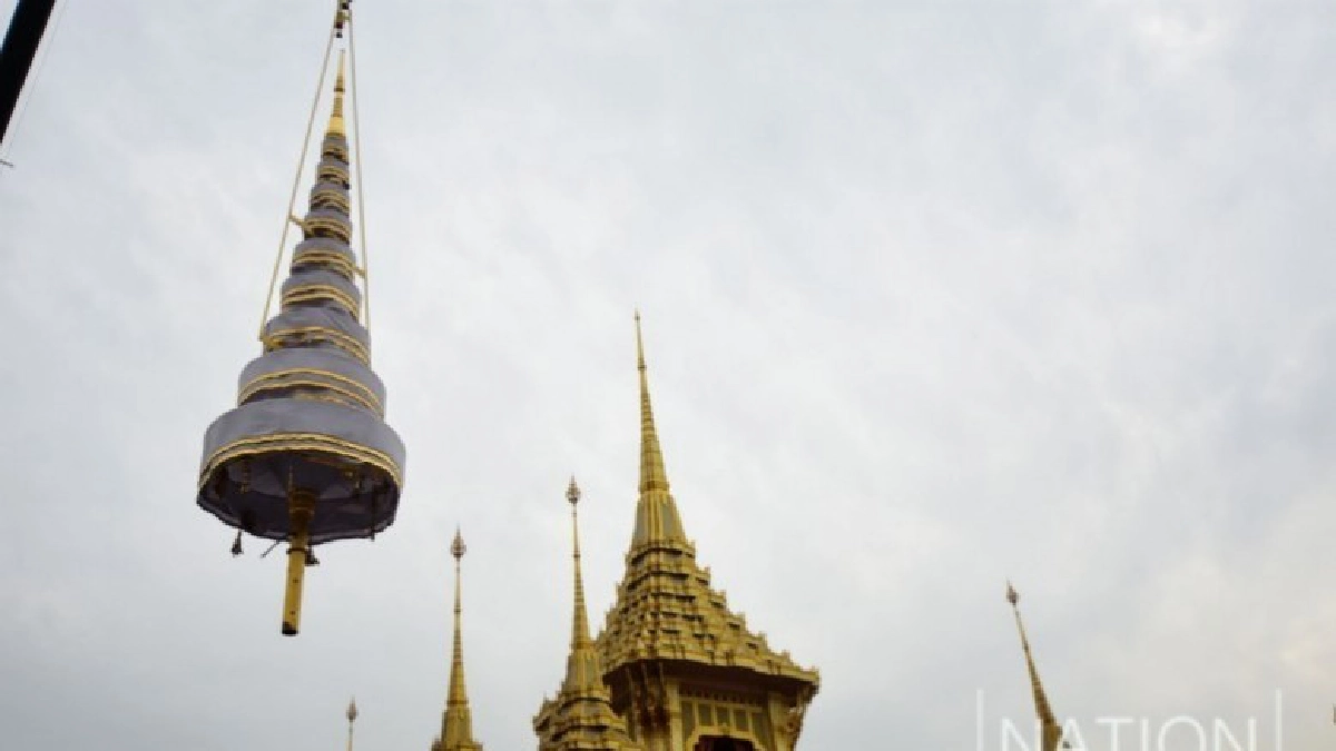 (ภาพชุด) พิธีบวงสรวงการรื้อถอนพระเมรุมาศ (ภาพชุด) พิธีบวงสรวงการรื้อถอนพระเมรุมาศ