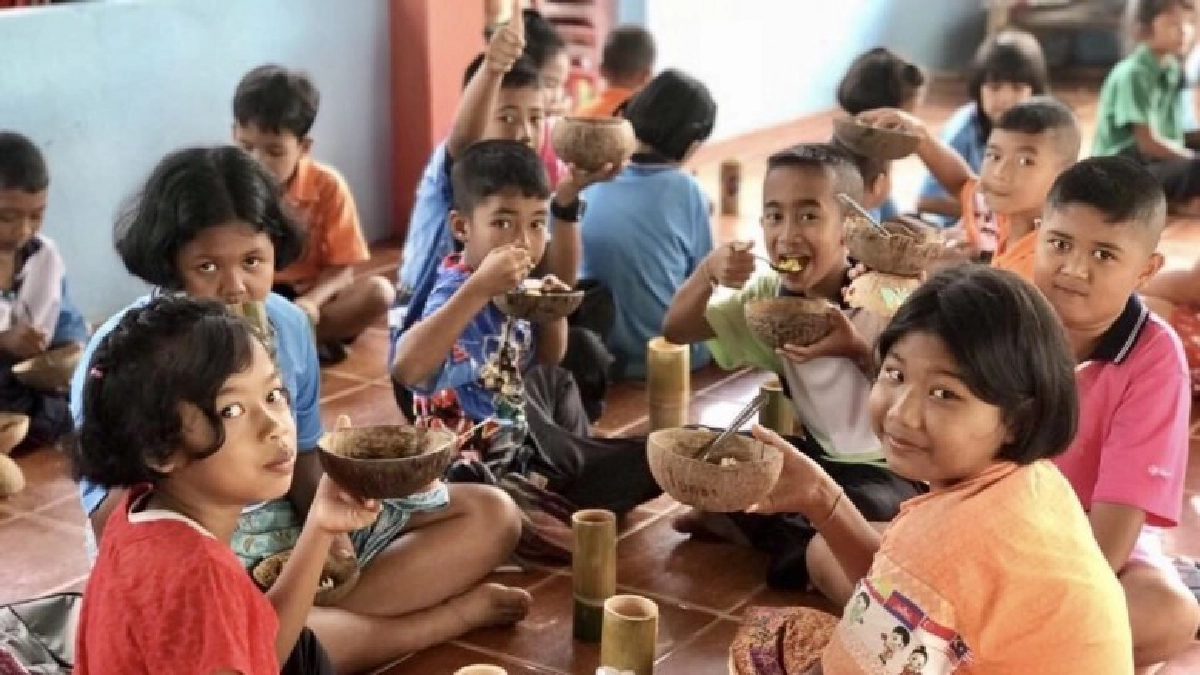 วันเด็กย้อนยุค สร้างสุขพอเพียง