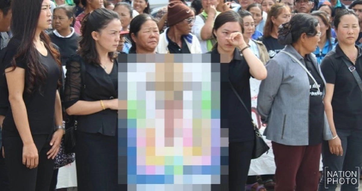 ญาติ'ศรชัย'ทำพิธีเผา-มือยิงขอขมา ญาติ'ศรชัย'ทำพิธีเผา-มือยิงขอขมา