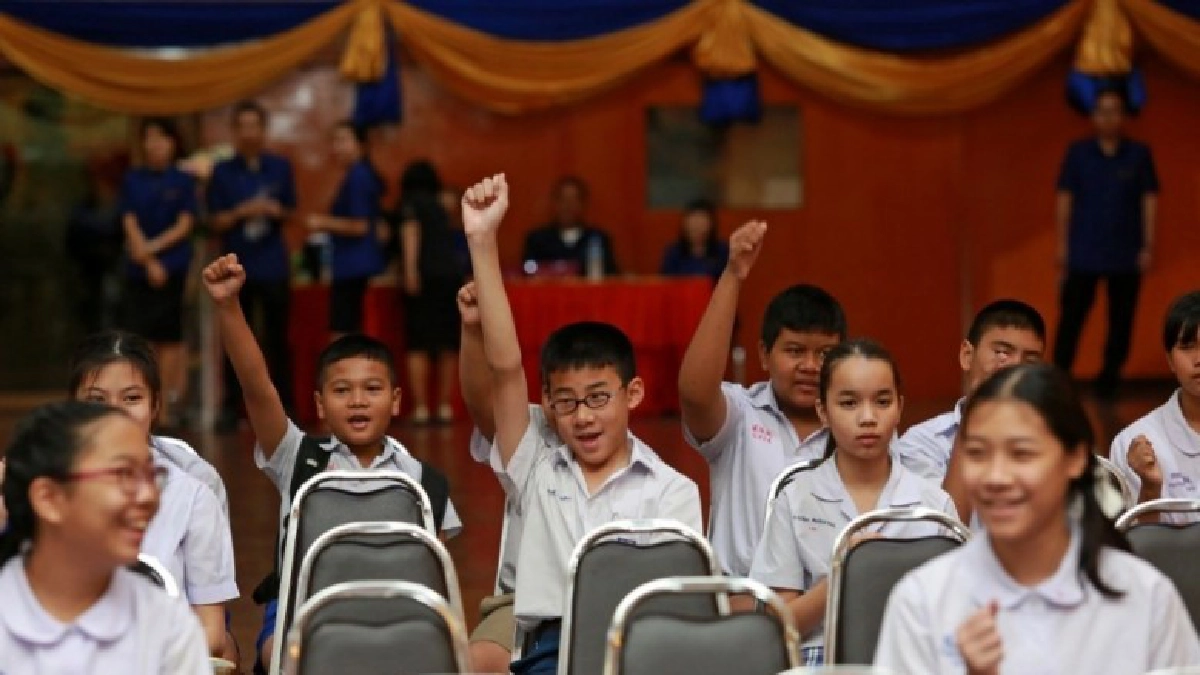 สื่อสาธารณะเปิดพื้นที่เรียนรู้นอกห้องเรียน สื่อสาธารณะเปิดพื้นที่เรียนรู้นอกห้องเรียน