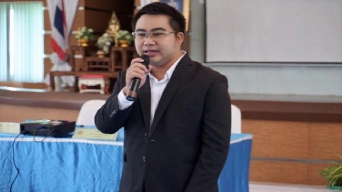 เพื่อไทย ชี้ขยายเวลา กม.เลือกตั้ง เอื้อ "บิ๊กตู่" นั่งนายกฯ เพื่อไทย ชี้ขยายเวลา กม.เลือกตั้ง เอื้อ "บิ๊กตู่" นั่งนายกฯ