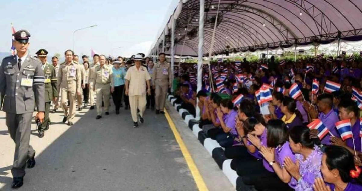 สมเด็จพระเทพฯ เสด็จฯ ทรงเยี่ยมชมอ่างเก็บน้ำนฤบดินทรจินดา สมเด็จพระเทพฯ เสด็จฯ ทรงเยี่ยมชมอ่างเก็บน้ำนฤบดินทรจินดา