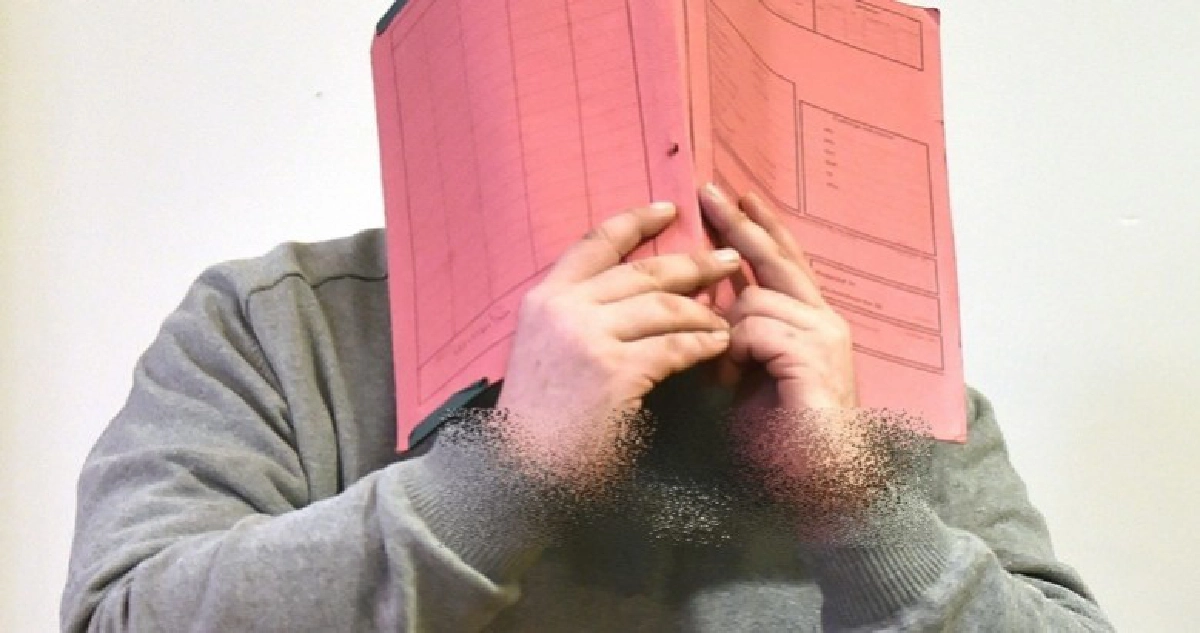 บุรุษพยาบาลโดนข้อหาฆาตกรรม 97 ศพ บุรุษพยาบาลโดนข้อหาฆาตกรรม 97 ศพ