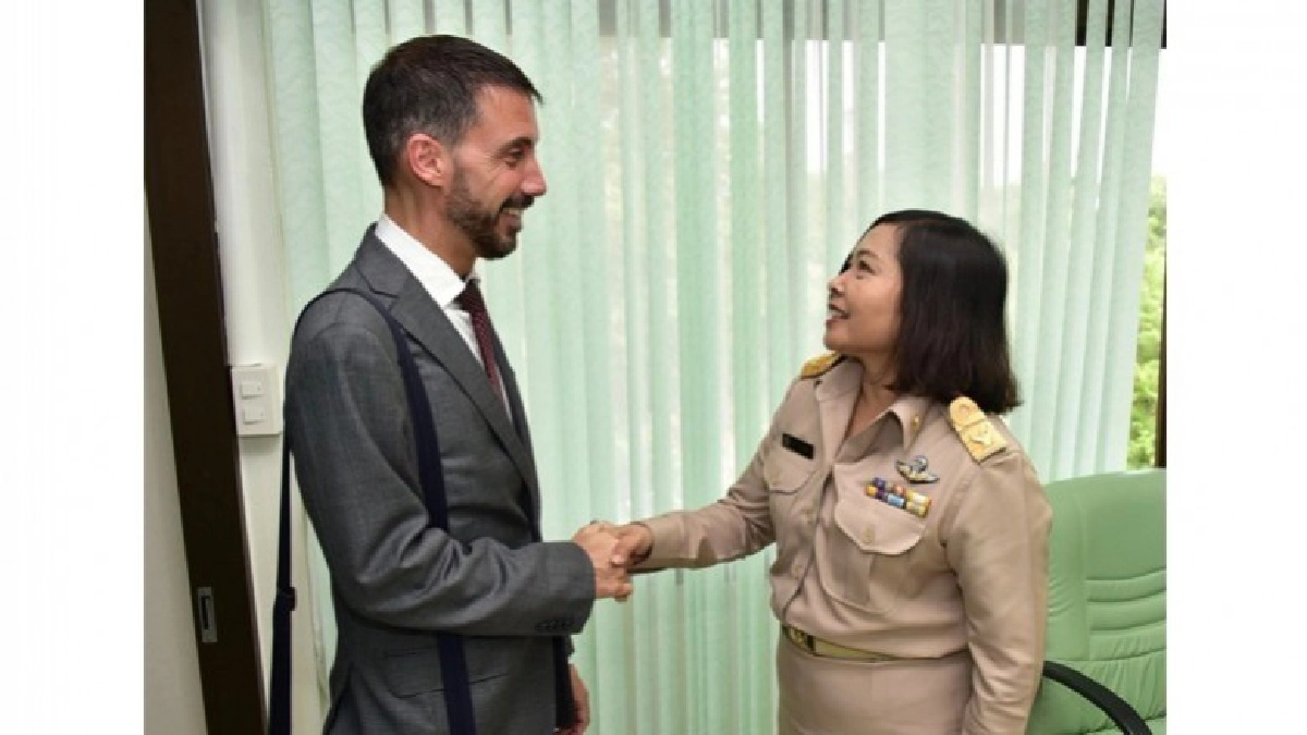 สถานทูตฝรั่งเศส ศึกษาดูงานบทบาทหน้าที่สำคัญของ สค. สถานทูตฝรั่งเศส ศึกษาดูงานบทบาทหน้าที่สำคัญของ สค.