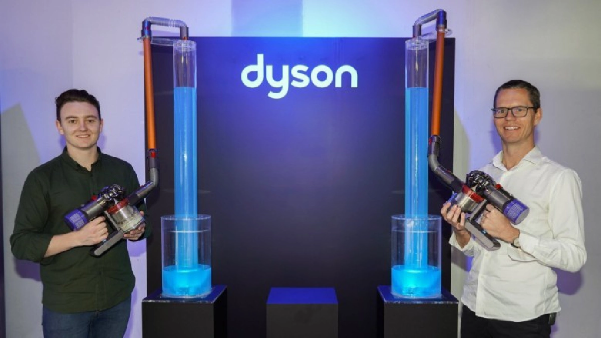 Dysonเปิดตัวเครื่องดูดฝุ่นเทคโนโลยีใหม่ DysonV8 Carbon Fibre Dysonเปิดตัวเครื่องดูดฝุ่นเทคโนโลยีใหม่ DysonV8 Carbon Fibre