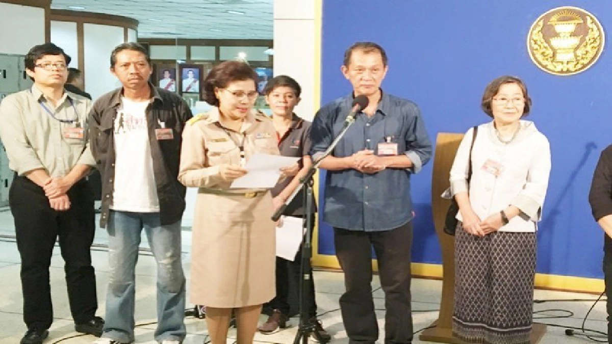 บุก !!! สภาชงริเริ่มร่างฎหมายสิ่งแวดล้อม บุก !!! สภาชงริเริ่มร่างฎหมายสิ่งแวดล้อม
