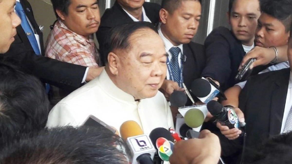  "บิ๊กป้อม"ปรามสกายวอล์คยึดกฏหมาย