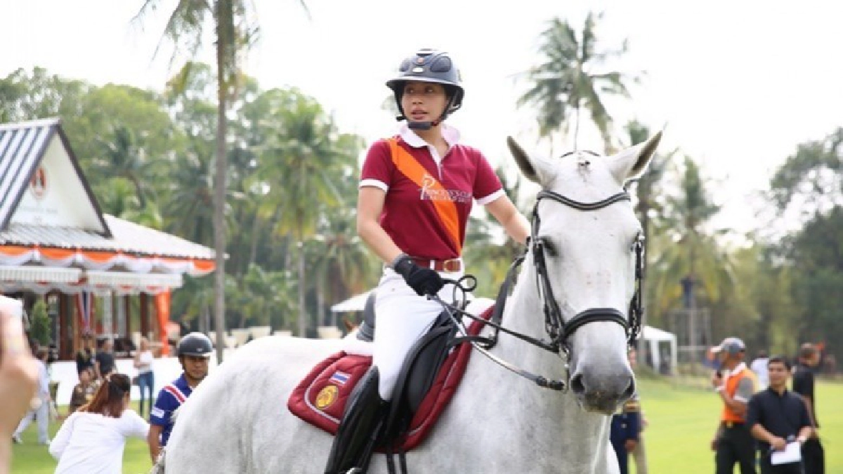 รอยยิ้มและสีสันคลุกเคล้าโปโลการกุศล