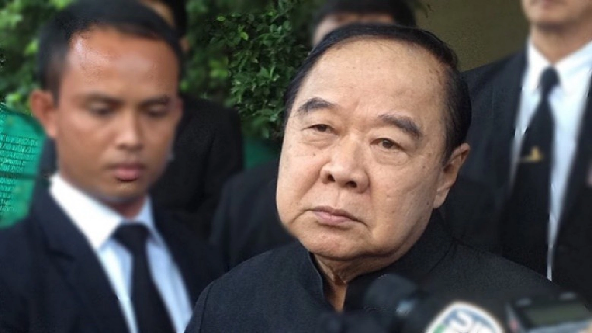 "อภิสิทธิ์" แนะ "บิ๊กป้อม" รีบแจงที่มานาฬิกาหรู