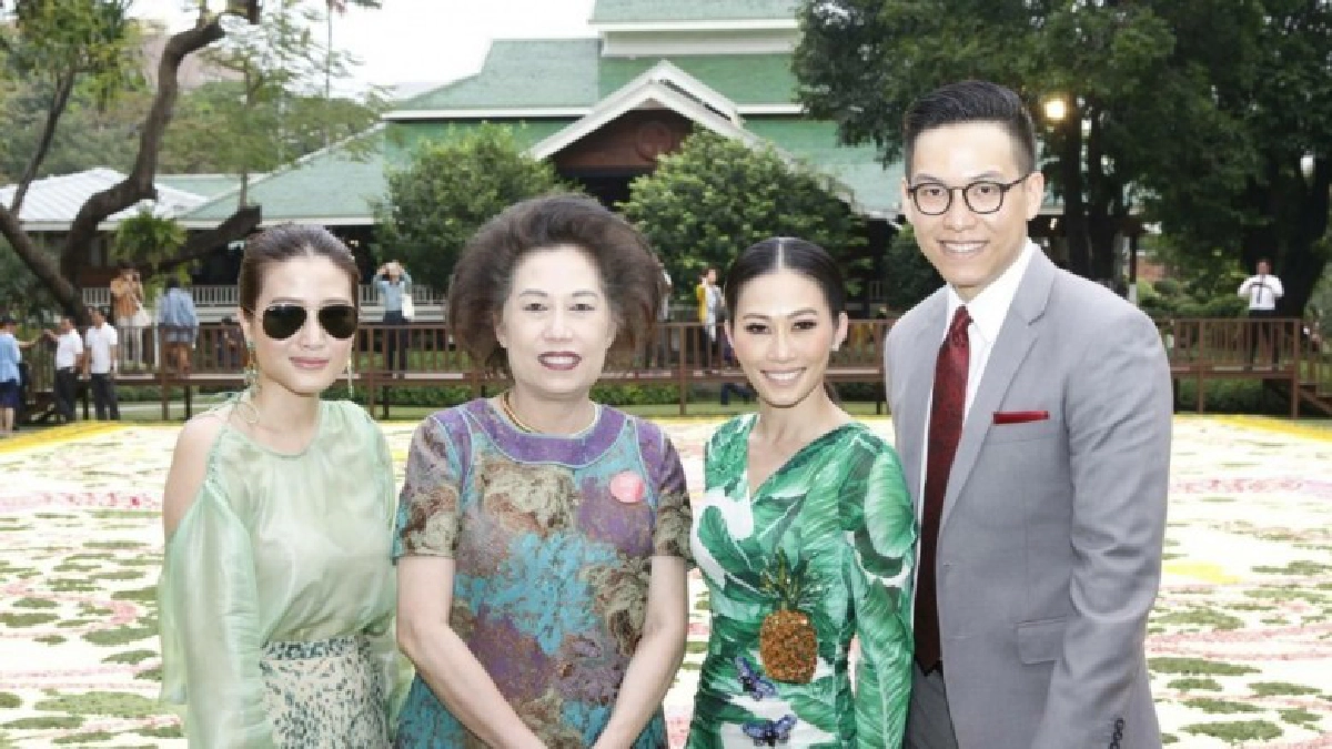   “งานดอกไม้ ณ ปาร์คนายเลิศ” คนแห่เข้าชมดอกไม้สวยสดกลางกรุง