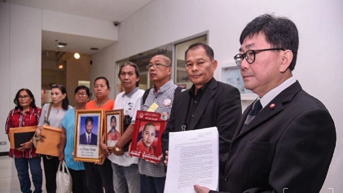 ผ่าน8ปี "ญาติคนตาย" สลายชุมนุม นปช. ร้อง อสส.ตามคดีคนผิด ผ่าน8ปี "ญาติคนตาย" สลายชุมนุม นปช. ร้อง อสส.ตามคดีคนผิด