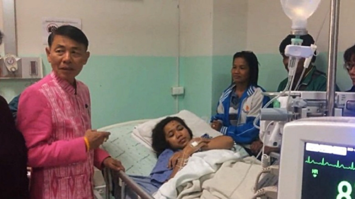 พยาบาลสาวถูกเก๋งชน ชู 2 นิ้วขอบคุณทุกกำลังใจ พยาบาลสาวถูกเก๋งชน ชู 2 นิ้วขอบคุณทุกกำลังใจ