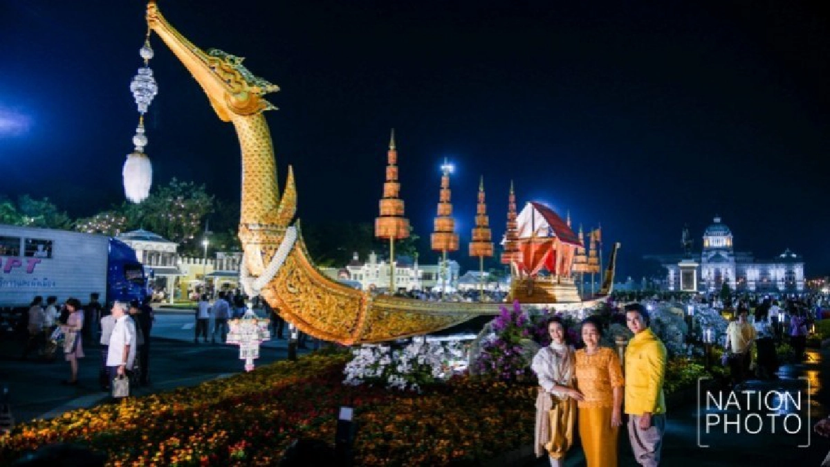 ป๋าเปรมเปิดงานอุ่นไอรักฯ- ประชาชนแต่งชุดไทยร่วมงานคึกคัก ป๋าเปรมเปิดงานอุ่นไอรักฯ- ประชาชนแต่งชุดไทยร่วมงานคึกคัก