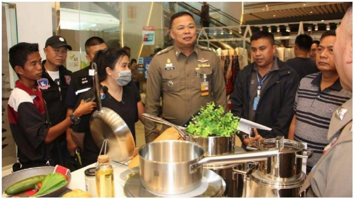 รวบ!!โจรสาวฉกเพชร 13 คดี รวบ!!โจรสาวฉกเพชร 13 คดี