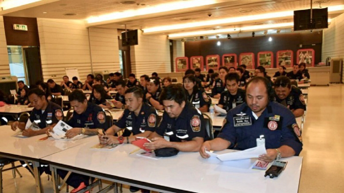 ปอเต็กตึ๊ง ติวเข้ม "ความรู้เบื้องต้นการจัดการสาธารณภัย” ปอเต็กตึ๊ง ติวเข้ม "ความรู้เบื้องต้นการจัดการสาธารณภัย”