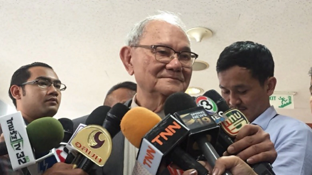 "มีชัย" ระบุไม่มีสัญญาคว่ำร่าง 2พ.ร.ป.เลือกตั้ง "มีชัย" ระบุไม่มีสัญญาคว่ำร่าง 2พ.ร.ป.เลือกตั้ง