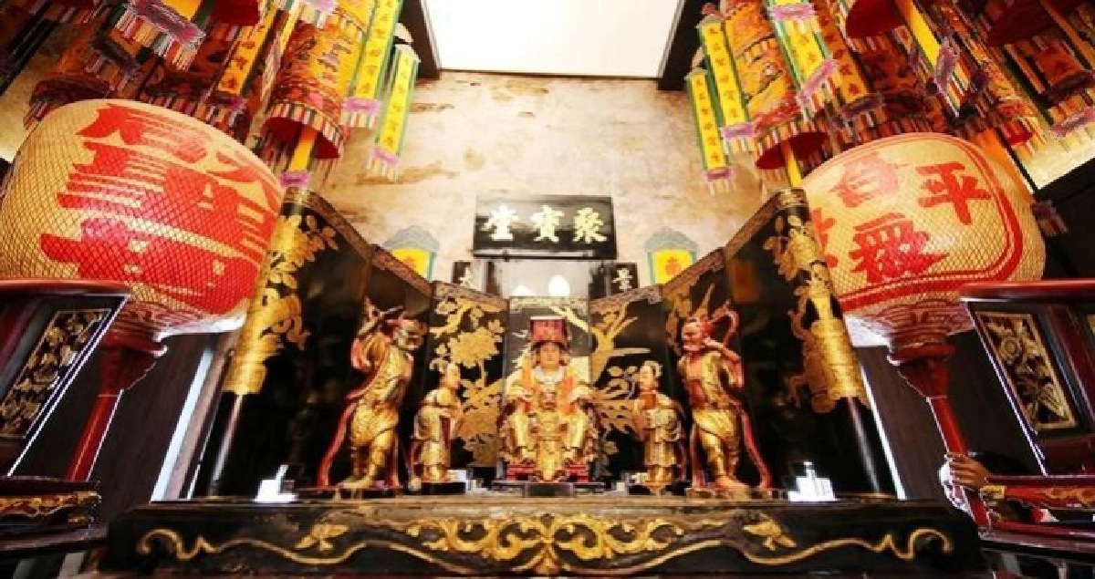 เสริมมงคลเทศกาลตรุษจีนรับเทพเจ้า “ไฉ่ซิงเอี้ย” ที่ “ล้ง 1919