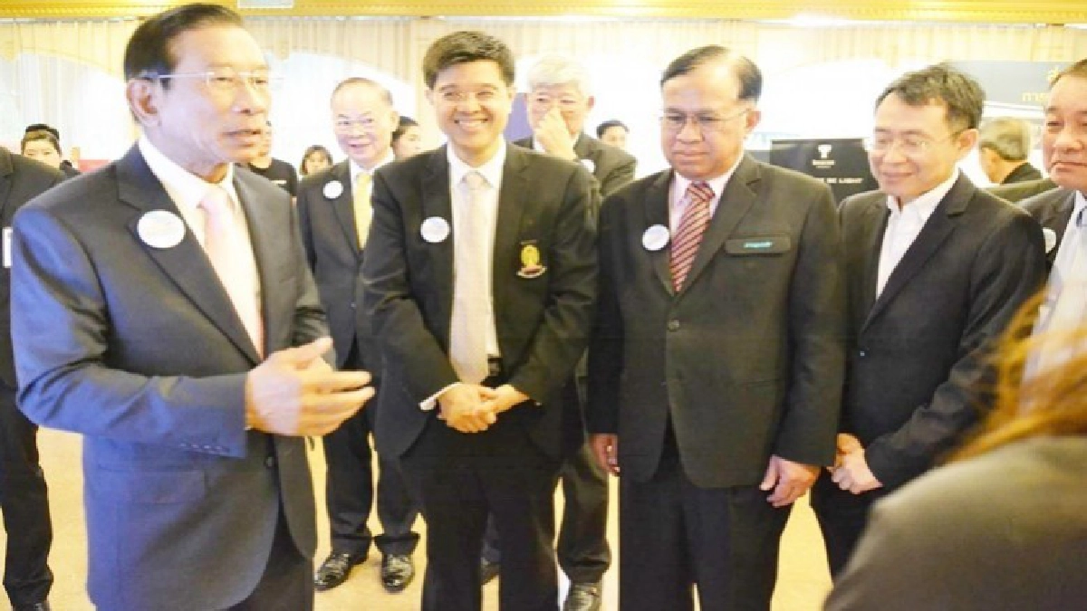 “บิ๊กฉัตร”เผยเด็กไทยเกิดน้อยลงทุกปี “บิ๊กฉัตร”เผยเด็กไทยเกิดน้อยลงทุกปี