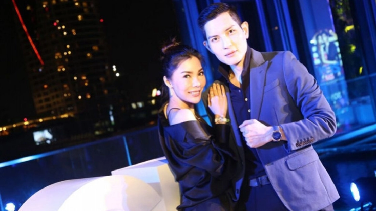 เซเลบเมืองกรุงร่วมเปิดแคมเปญเรือนเวลาหรู