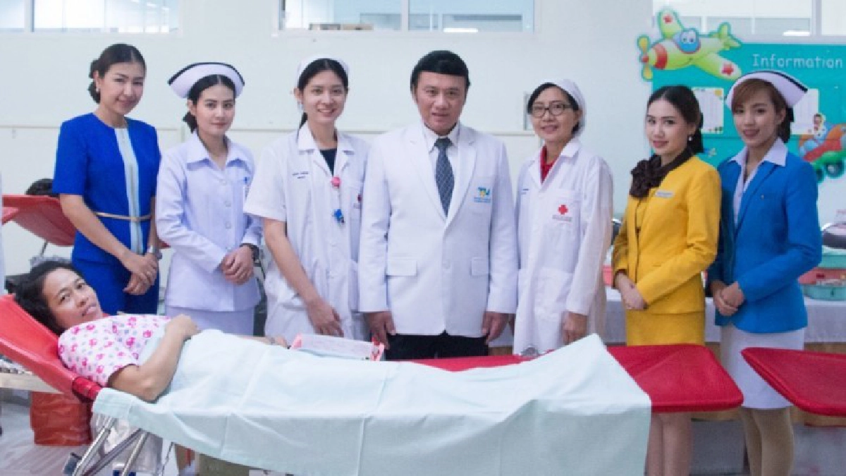 รพ.ธนบุรี รวมพลังโลหิต….ช่วยชีวิตเพื่อนมนุษย์ รพ.ธนบุรี รวมพลังโลหิต….ช่วยชีวิตเพื่อนมนุษย์