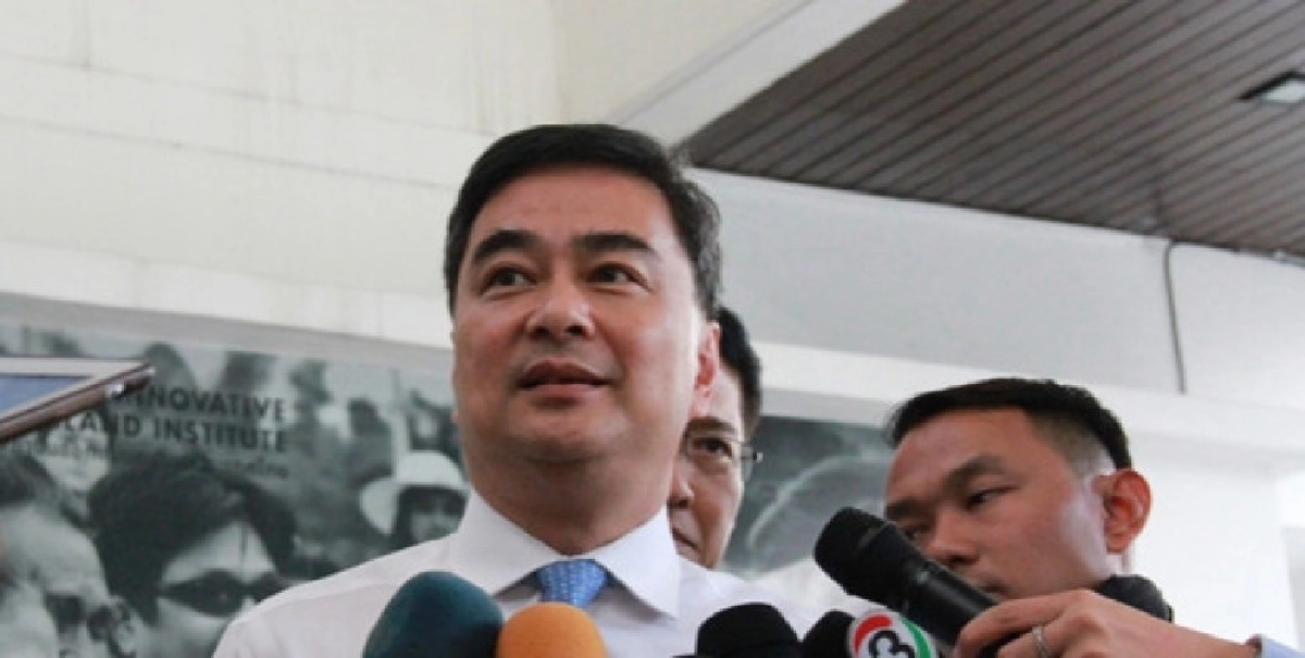 “มาร์ค ” ไม่หวั่น “สุเทพ”ตั้งพรรคหนุน “บิ๊กตู่”  