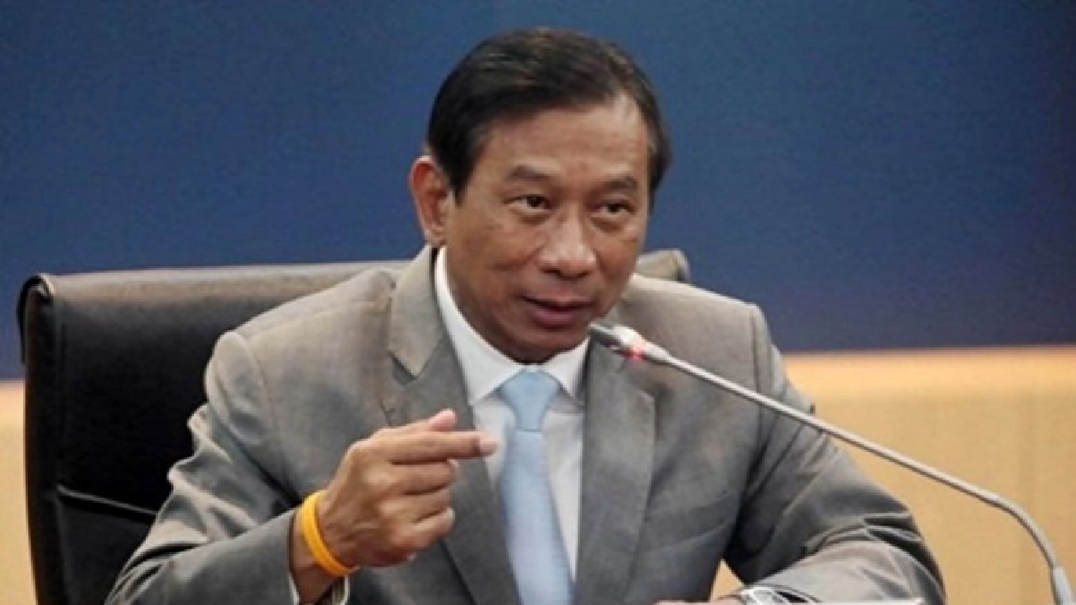 "ฉัตรชัย" ไม่หวัง "อียู" ปลดใบเหลือง "ฉัตรชัย" ไม่หวัง "อียู" ปลดใบเหลือง
