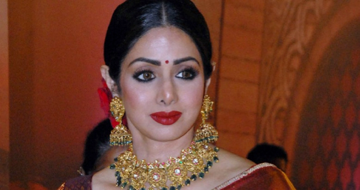 “ศรีเทวี”ซุปตาร์อินเดียจมอ่างน้ำในโรงแรมดับ