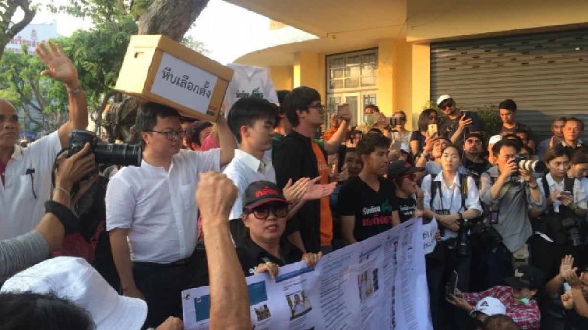 โรดแม็พเลือกตั้งไร้ความชัดเจน !