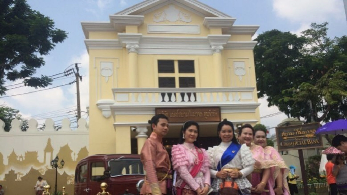 วันหยุดมาฆบูชา ประชาชนแห่เที่ยวงานอุ่นไอรักฯ คึกคัก วันหยุดมาฆบูชา ประชาชนแห่เที่ยวงานอุ่นไอรักฯ คึกคัก