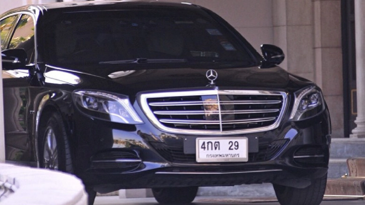 คอหวย เฮ !!! รถเบนซ์ "บิ๊กตู่" ให้โชค คอหวย เฮ !!! รถเบนซ์ "บิ๊กตู่" ให้โชค