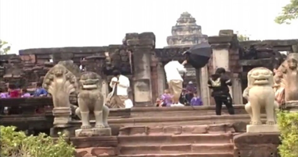 ผู้ว่าฯ ขอกรมศิลปากรคุยกับชาวบ้านพิมายหาทางออกร่วมกัน ผู้ว่าฯ ขอกรมศิลปากรคุยกับชาวบ้านพิมายหาทางออกร่วมกัน