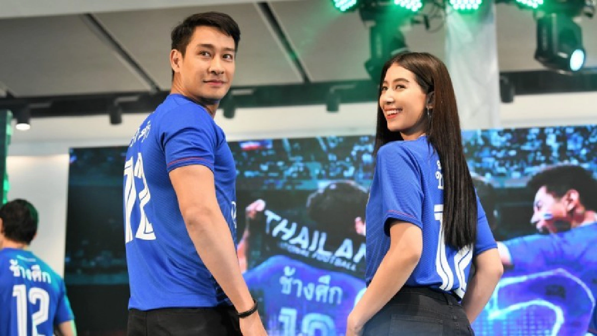 เปิดตัว "ช้างศึก เบอร์ 12" เปิดตัว "ช้างศึก เบอร์ 12"