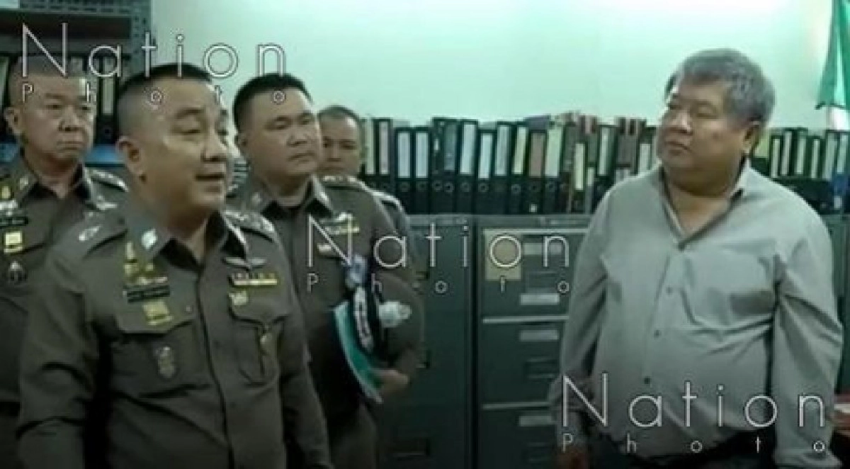 "เปรมชัย"เจอเพิ่ม3ข้อหา"ปืน-งาช้าง-สินบน" "เปรมชัย"เจอเพิ่ม3ข้อหา"ปืน-งาช้าง-สินบน"
