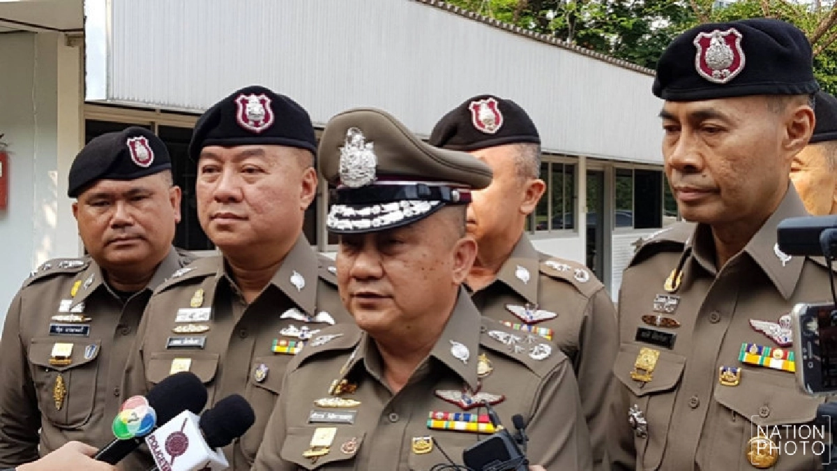 ‘ศรีวราห์’ บินเช็คสำนวนคดี ‘เปรมชัย’ ‘ศรีวราห์’ บินเช็คสำนวนคดี ‘เปรมชัย’