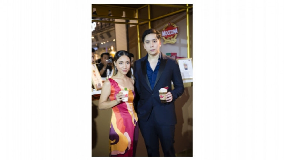 หนุ่มสาวรุ่นใหม่ไม่พลาดชิมม็อคเทลสูตรพิเศษ หนุ่มสาวรุ่นใหม่ไม่พลาดชิมม็อคเทลสูตรพิเศษ