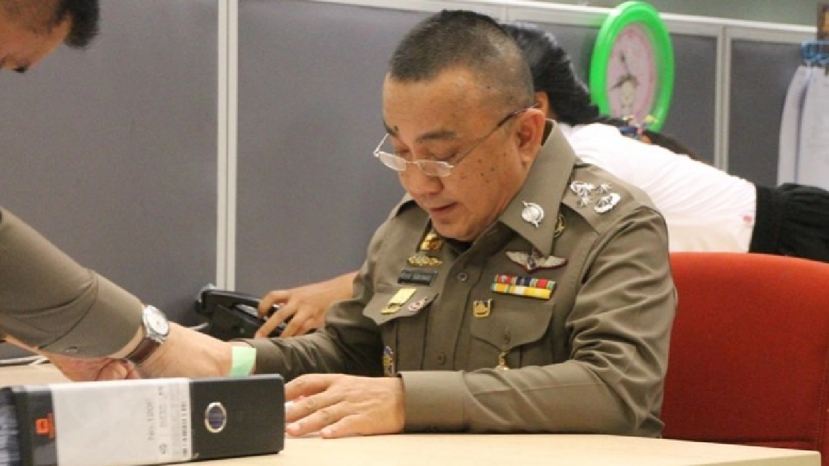 ‘ศรีวราห์’ เช็กสำนวน ‘เปรมชัย’ ติดสินบน ‘ศรีวราห์’ เช็กสำนวน ‘เปรมชัย’ ติดสินบน