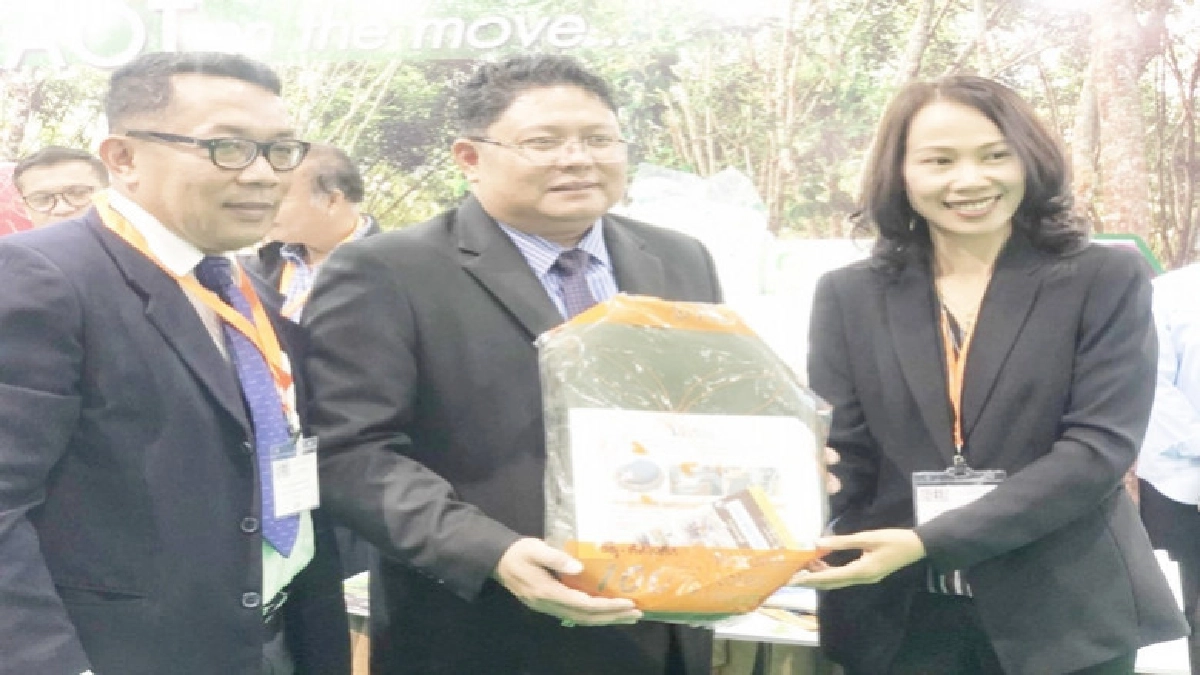ยาง RAOT-GMP เปิดตลาด GRTE ยอดทะลุเป้ากว่า 500 ล้าน ยาง RAOT-GMP เปิดตลาด GRTE ยอดทะลุเป้ากว่า 500 ล้าน