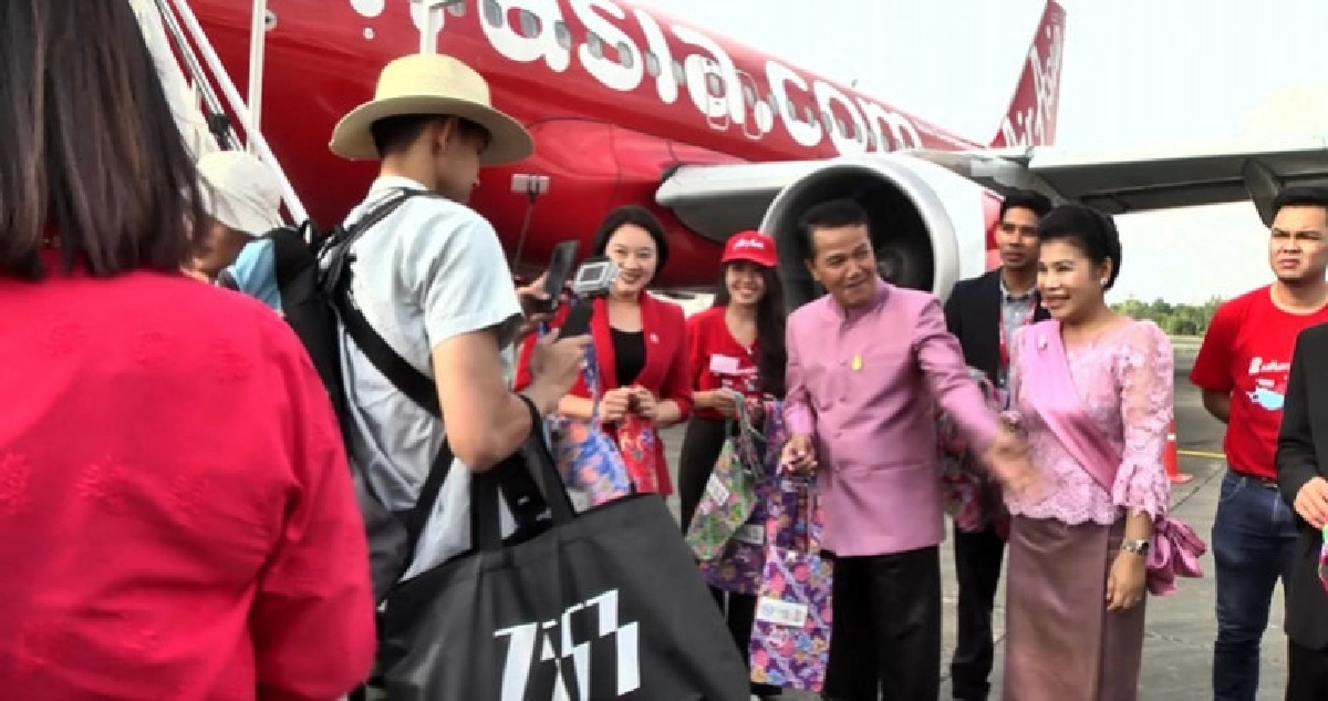 'แอร์เอเชีย' บินปฐมกฤษ์ 'กรุงเทพฯ-ชุมพร' 'แอร์เอเชีย' บินปฐมกฤษ์ 'กรุงเทพฯ-ชุมพร'
