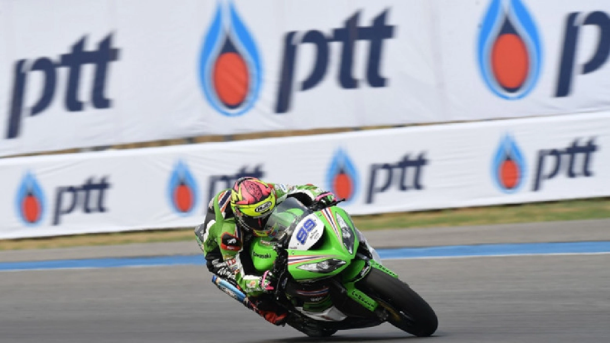 “ฐิติพงศ์”บิดคว้าที่ 5 WSBK เรซระดับโลกในบ้านเกิด