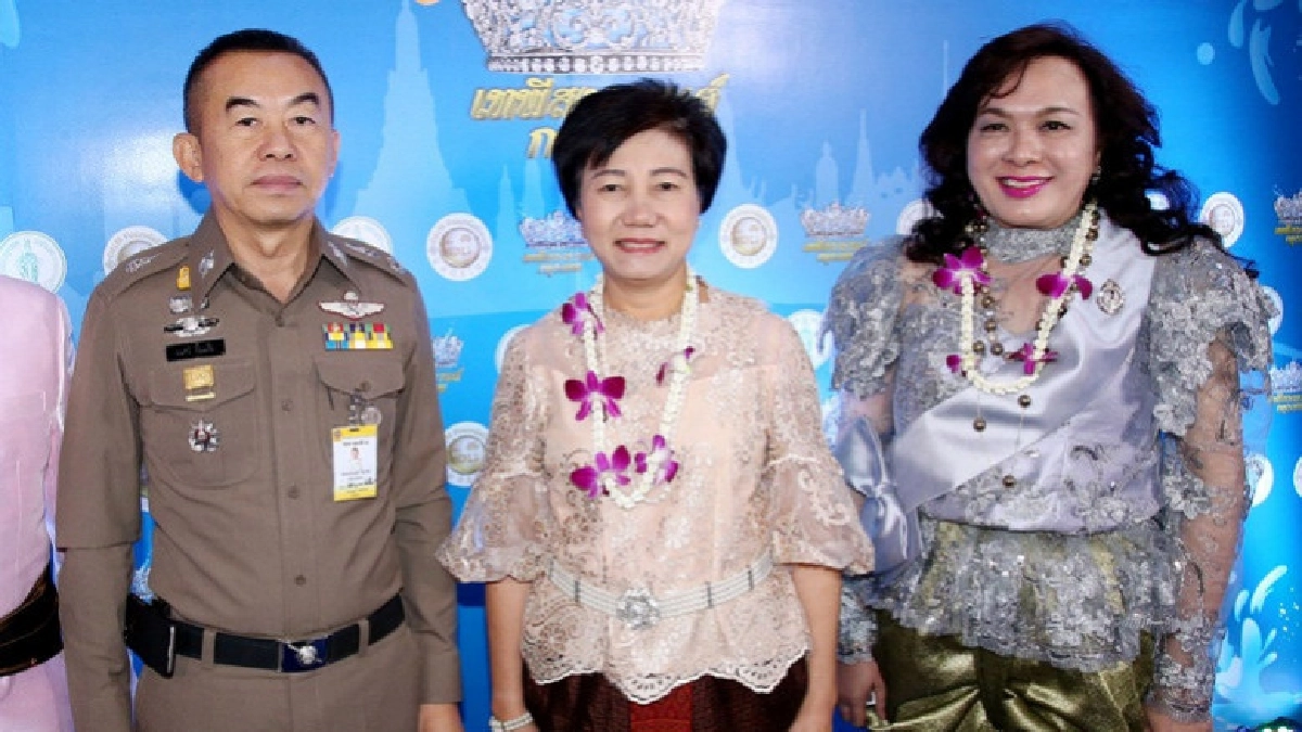 เฟ้น 4 เทพีสงกรานต์กรุงเทพฯ เฟ้น 4 เทพีสงกรานต์กรุงเทพฯ