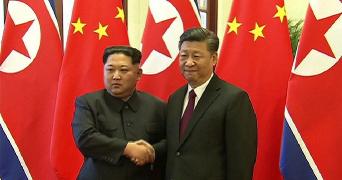 'คิมจองอึน' พบ 'สีจิ้นผิง' เยือน ตปท.ครั้งแรก !!